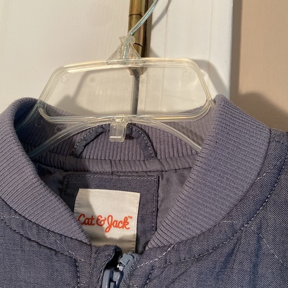 Cat & Jack Gray Quilted Unisex 100% Cotton Jacket Size Large - Picture 4 of 7